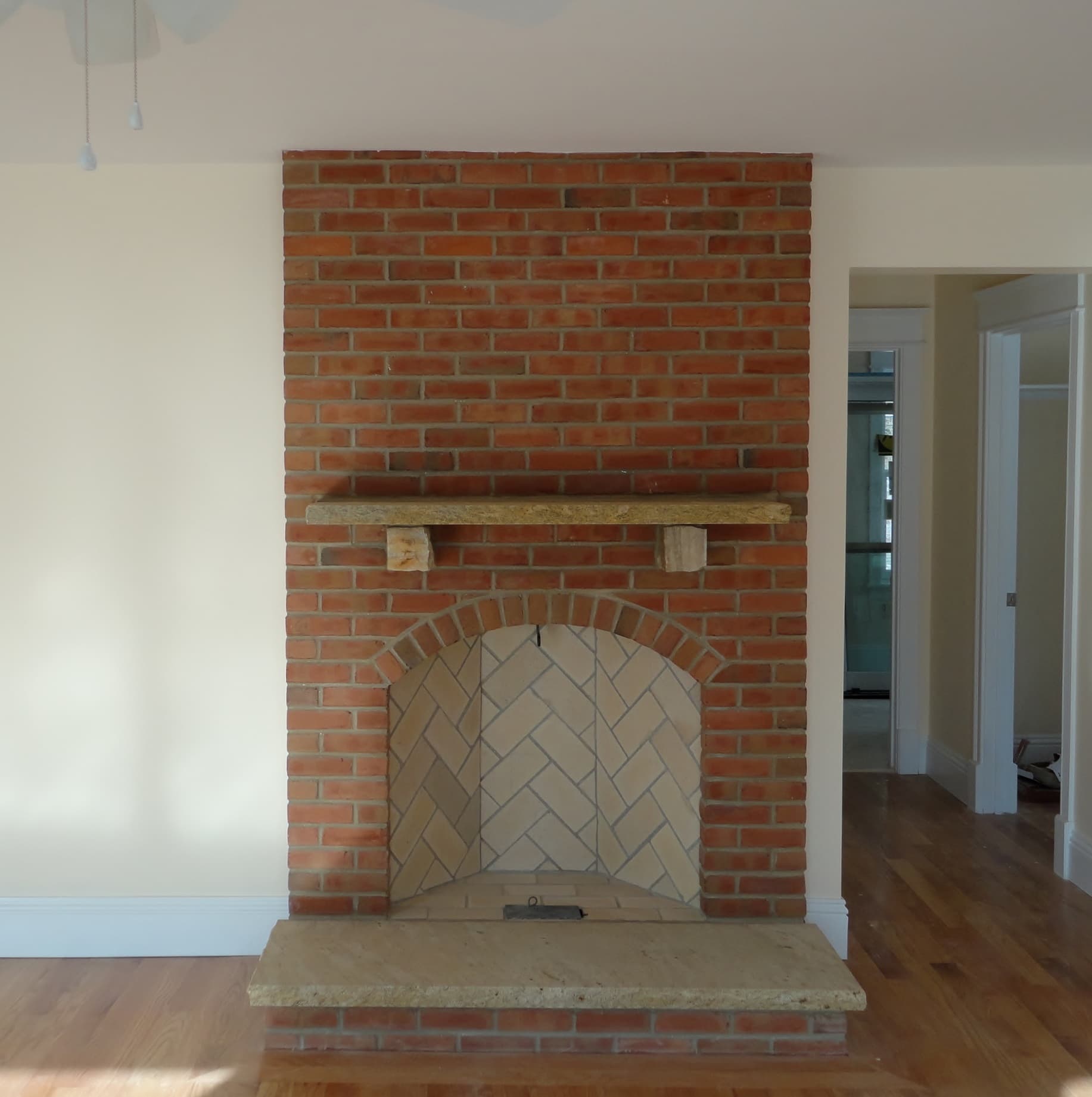 Herringbone brick Rumford firebox