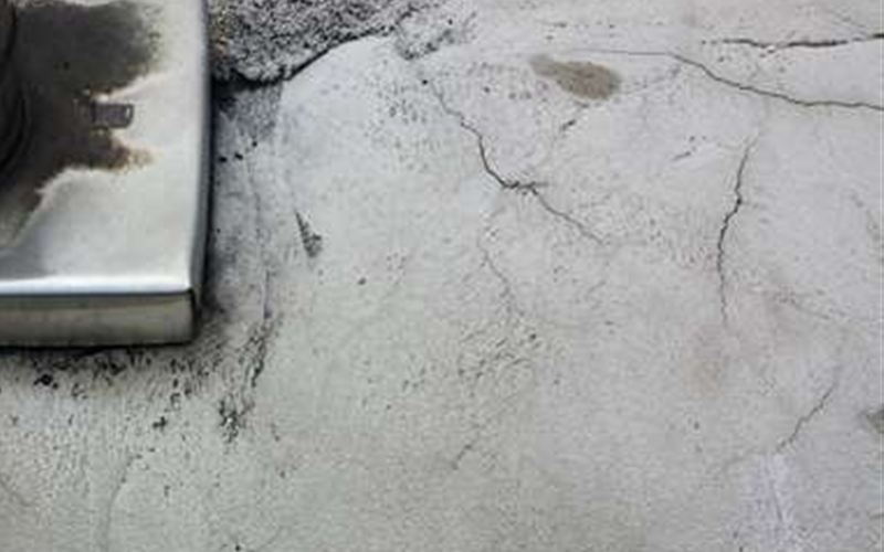 Cracked crown or leaning masonry